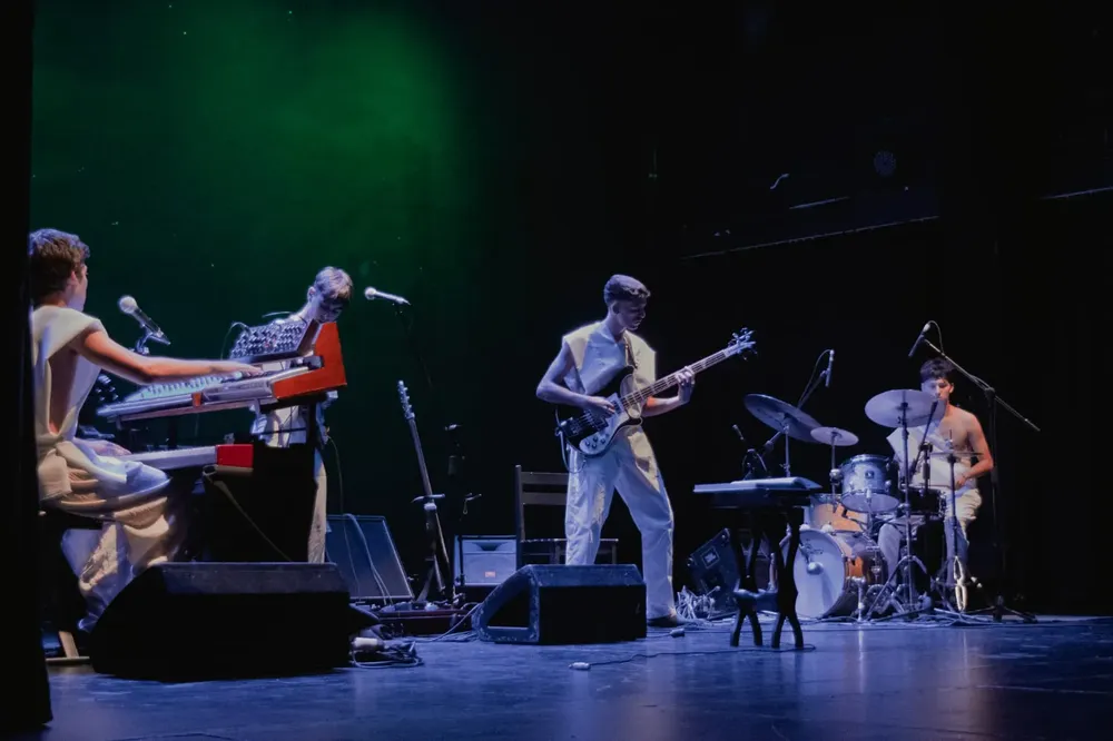 948fc05f-190e-4faf-bb7a-5f889859fdba